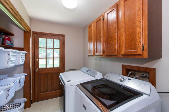 8210 Burn Court, Indianapolis, IN 46217
