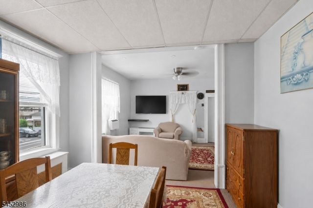 54 Genessee Ave 4, Paterson City, NJ 07503