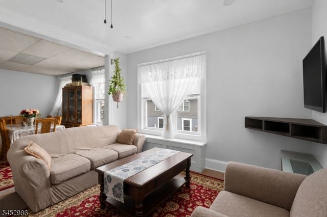 54 Genessee Ave 4, Paterson City, NJ 07503