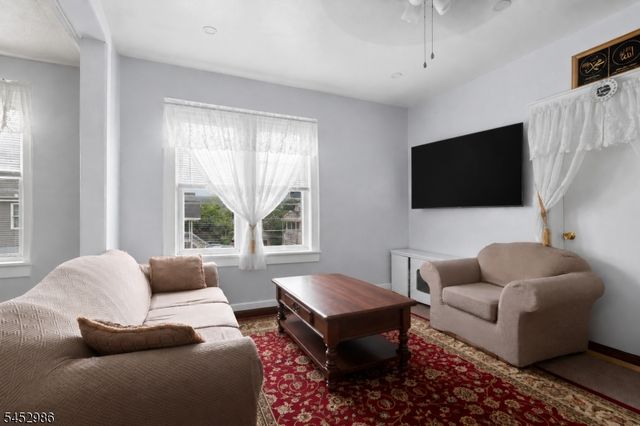 54 Genessee Ave 4, Paterson City, NJ 07503