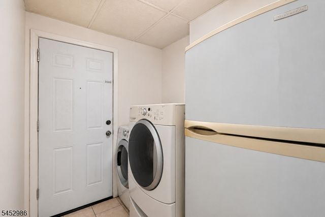 54 Genessee Ave 4, Paterson City, NJ 07503