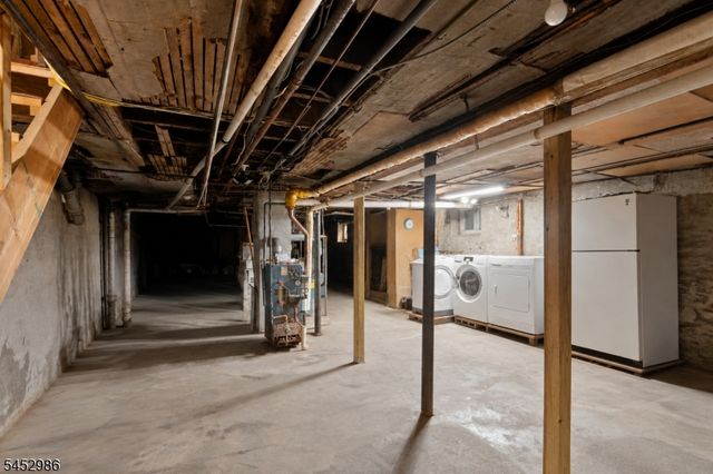 54 Genessee Ave 4, Paterson City, NJ 07503