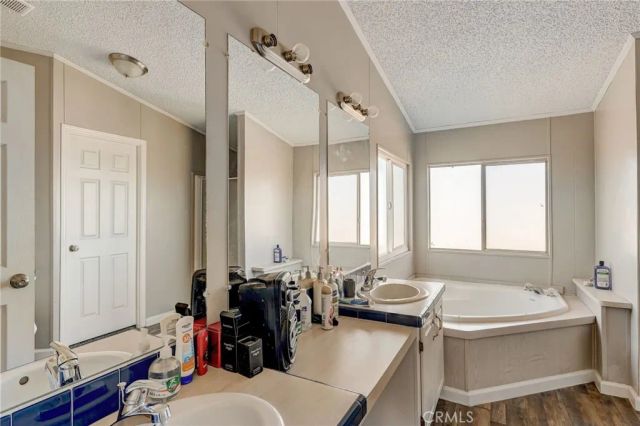 19032 Bonanza Trail, Helendale, CA 92342