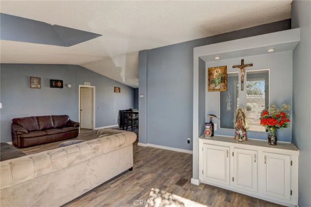 19032 Bonanza Trail, Helendale, CA 92342