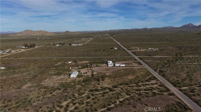 19032 Bonanza Trail, Helendale, CA 92342