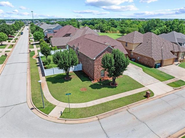 125 NW 147th Street, Edmond, OK 73013