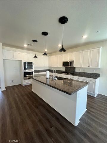 28716 Cebelia Circle, Menifee, CA 92584