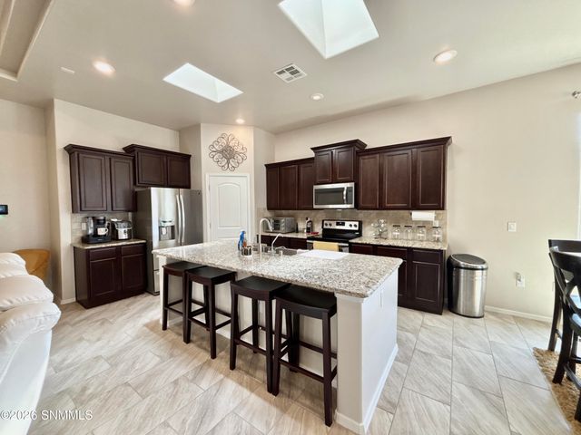 3688 Albion Avenue, Las Cruces, NM 88012
