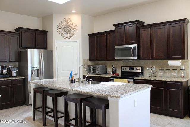 3688 Albion Avenue, Las Cruces, NM 88012