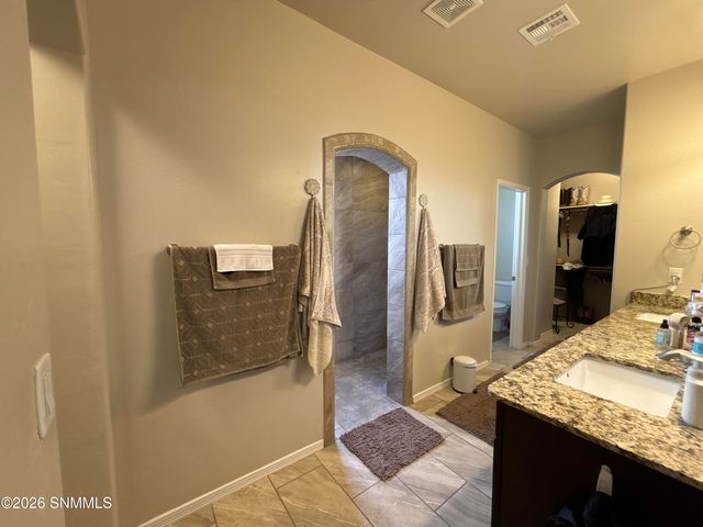 3688 Albion Avenue, Las Cruces, NM 88012