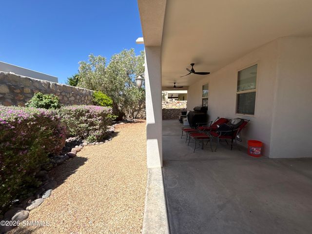 3688 Albion Avenue, Las Cruces, NM 88012