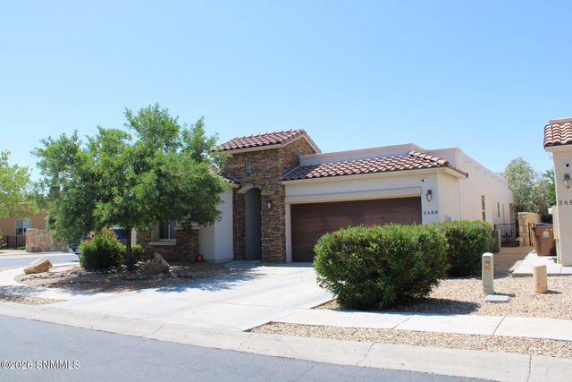 3688 Albion Avenue, Las Cruces, NM 88012
