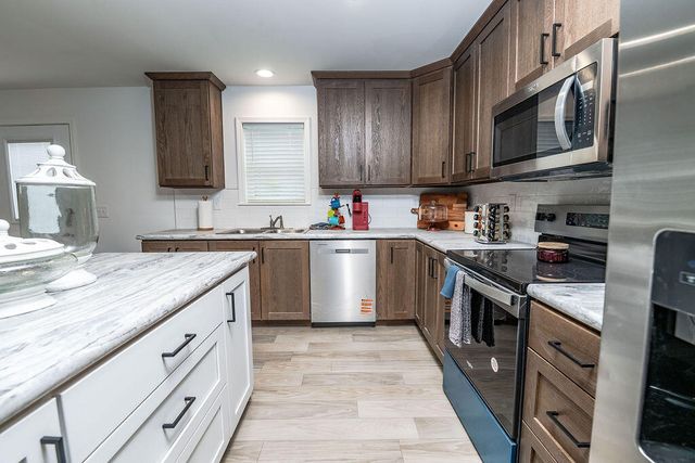 460 Langley Street, Muskegon, MI 49442