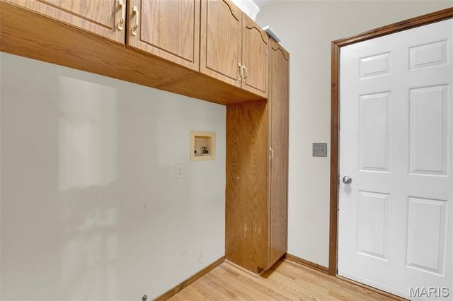 16015 Canterbury Estates Drive, Ellisville, MO 63021