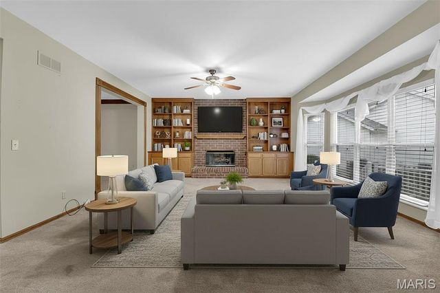 16015 Canterbury Estates Drive, Ellisville, MO 63021