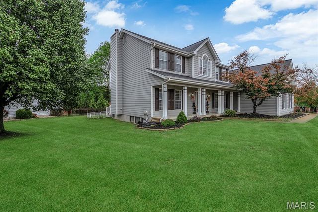 16015 Canterbury Estates Drive, Ellisville, MO 63021