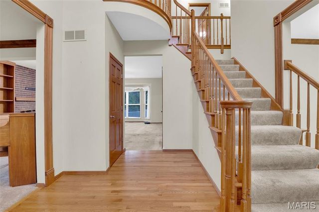 16015 Canterbury Estates Drive, Ellisville, MO 63021