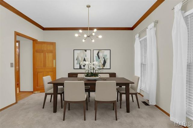 16015 Canterbury Estates Drive, Ellisville, MO 63021