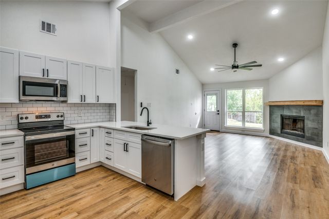 1108 Highpoint Road, Bedford, TX 76022