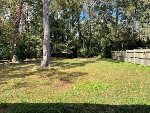 1859 Atlantic Avenue, Orangeburg, SC 29115