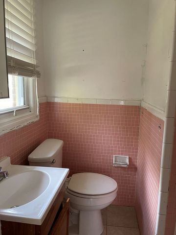 1859 Atlantic Avenue, Orangeburg, SC 29115