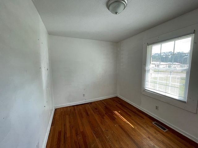 1859 Atlantic Avenue, Orangeburg, SC 29115