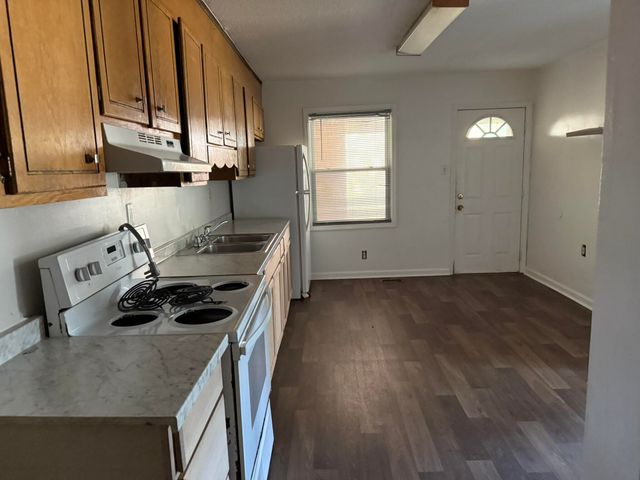 1859 Atlantic Avenue, Orangeburg, SC 29115