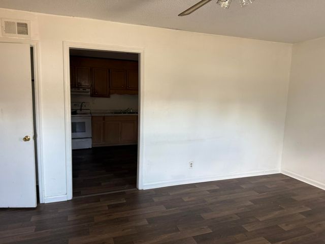 1859 Atlantic Avenue, Orangeburg, SC 29115