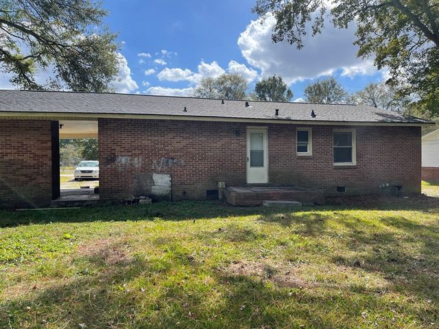 1859 Atlantic Avenue, Orangeburg, SC 29115