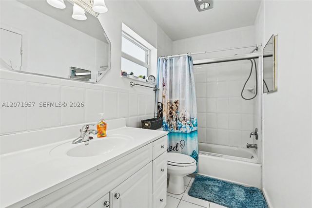 2223 Park Ln 314, Hollywood, FL 33021