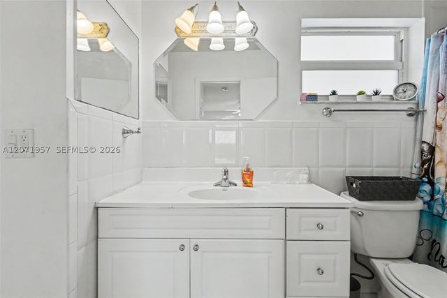 2223 Park Ln 314, Hollywood, FL 33021