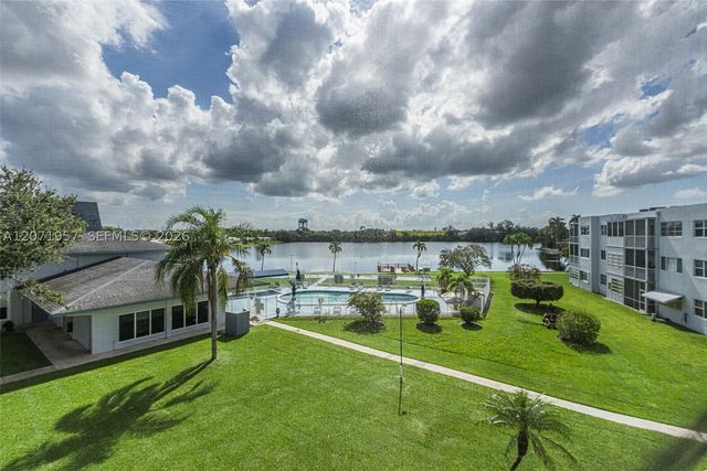 2223 Park Ln 314, Hollywood, FL 33021