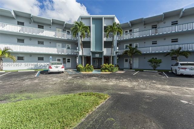 2223 Park Ln 314, Hollywood, FL 33021