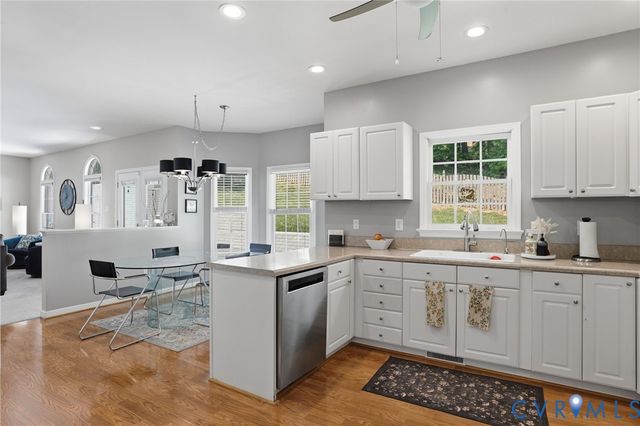 2524 Trefoil Way, Richmond, VA 23235