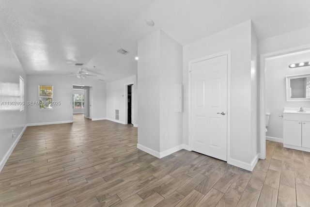 56 W 12th St, Riviera Beach, FL 33404