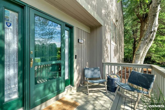 111 Storms Drive, Mahwah, NJ 07430