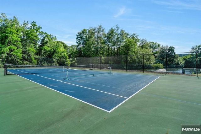 111 Storms Drive, Mahwah, NJ 07430