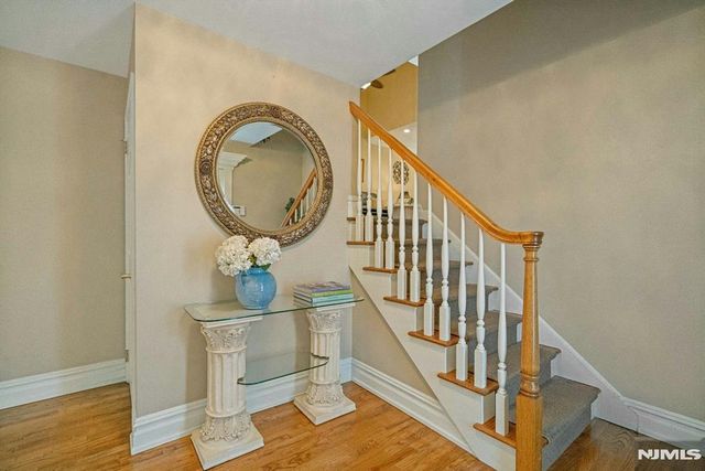 111 Storms Drive, Mahwah, NJ 07430