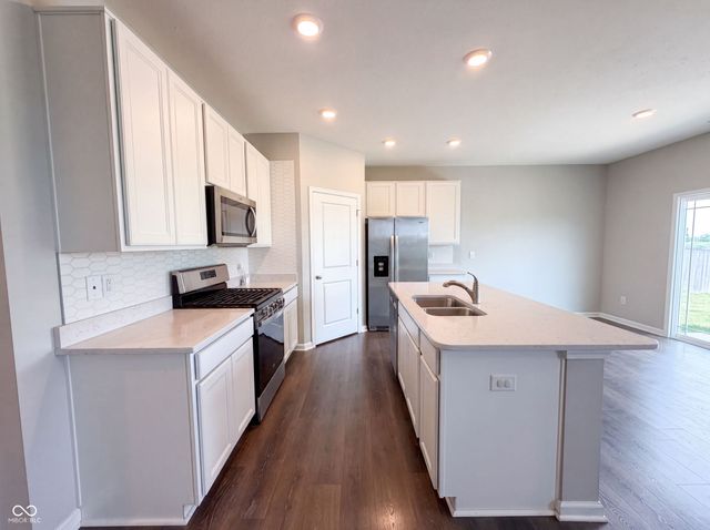 1970 Downey Lane, Greenfield, IN 46140