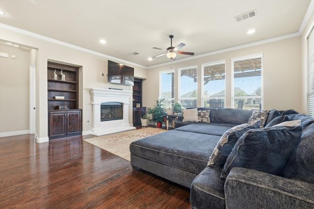 8225 Bonny Bank, The Colony, TX 75056