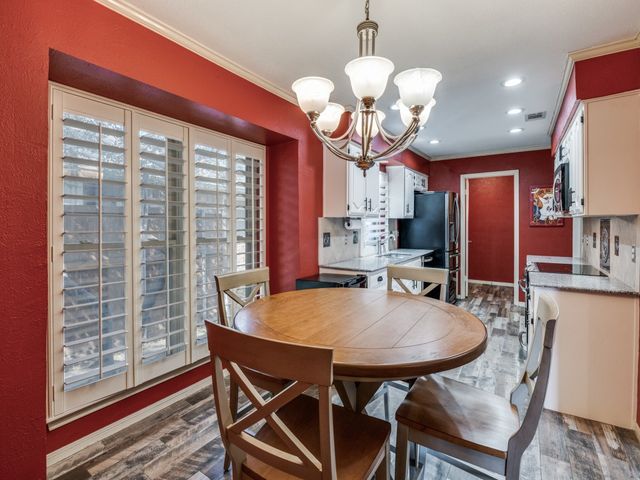 2516 Lawnview Drive, Carrollton, TX 75006