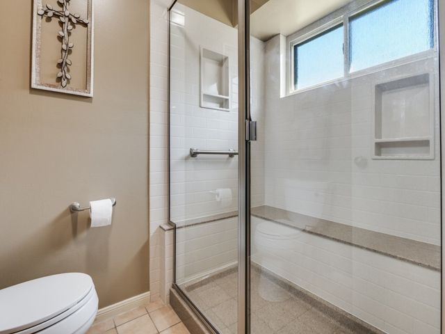 2516 Lawnview Drive, Carrollton, TX 75006