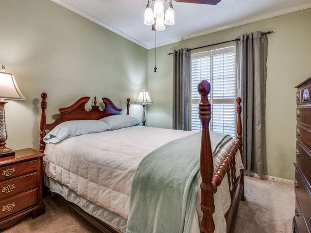 2516 Lawnview Drive, Carrollton, TX 75006