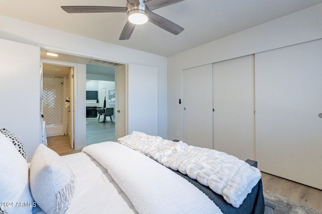 4901 S CALLE LOS CERROS Drive 237, Tempe, AZ 85282