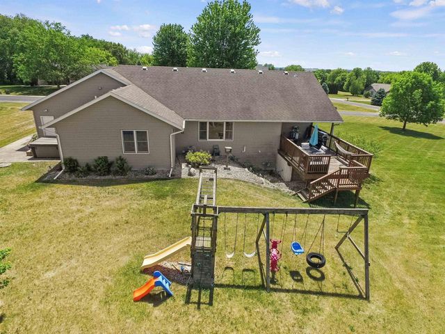 13072 W Woodworth Drive, Evansville, WI 53536