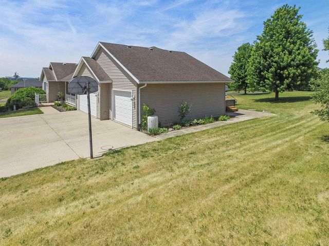 13072 W Woodworth Drive, Evansville, WI 53536