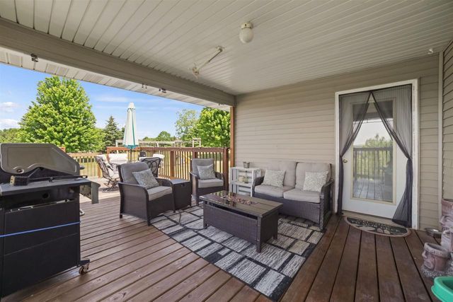 13072 W Woodworth Drive, Evansville, WI 53536
