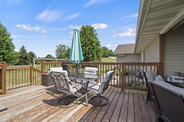 13072 W Woodworth Drive, Evansville, WI 53536