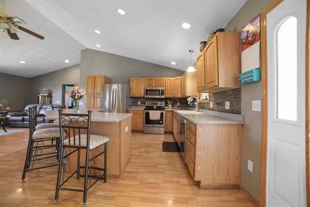 13072 W Woodworth Drive, Evansville, WI 53536