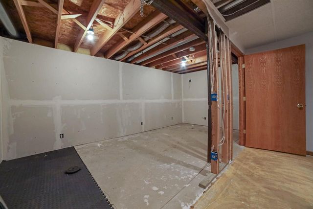 13072 W Woodworth Drive, Evansville, WI 53536
